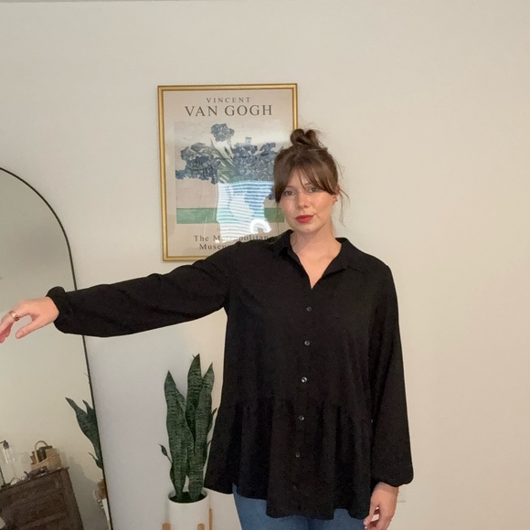 LOGO by Lori Goldstein Black Button Front Peplum Blouse – Size Large - Picture 2 of 7